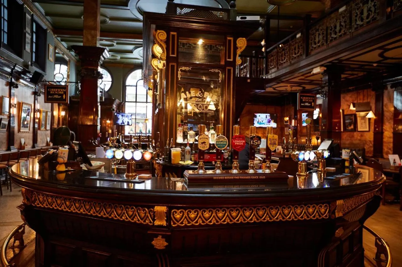 ****  Counting House Hotell London Storbritannien
